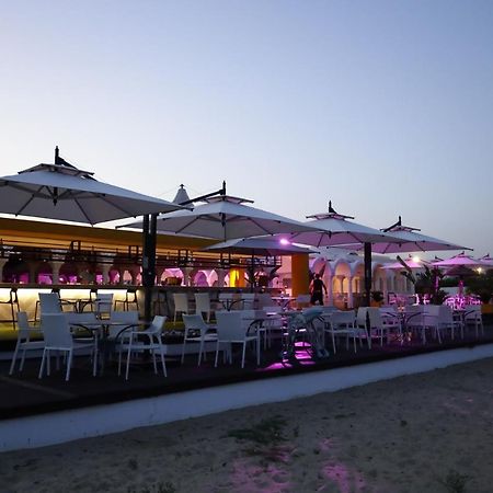 The Mirage Resort & Spa Hammamet Exterior foto Beach bar in Rimini