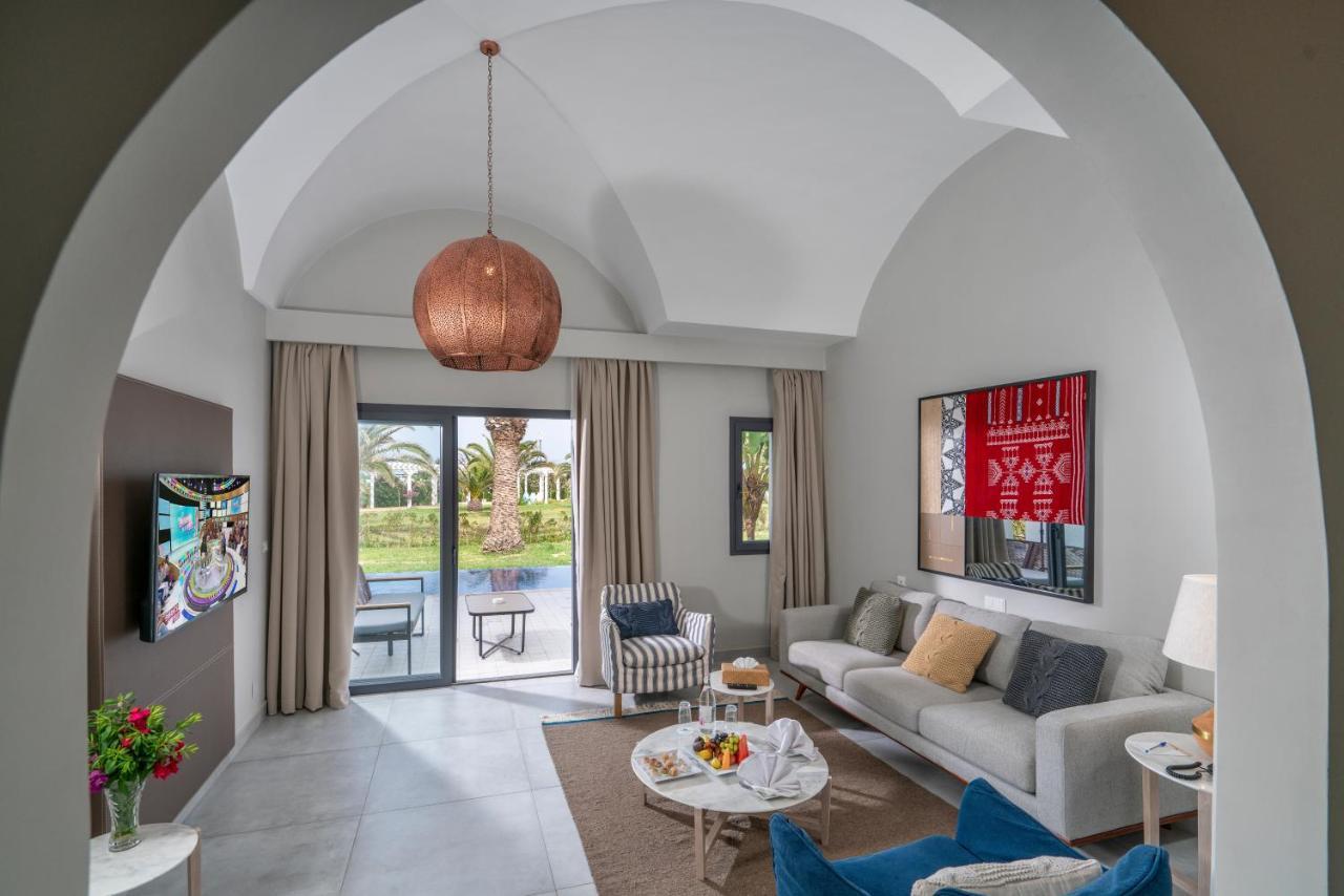 The Mirage Resort & Spa Hammamet Exterior foto A suite at the resort