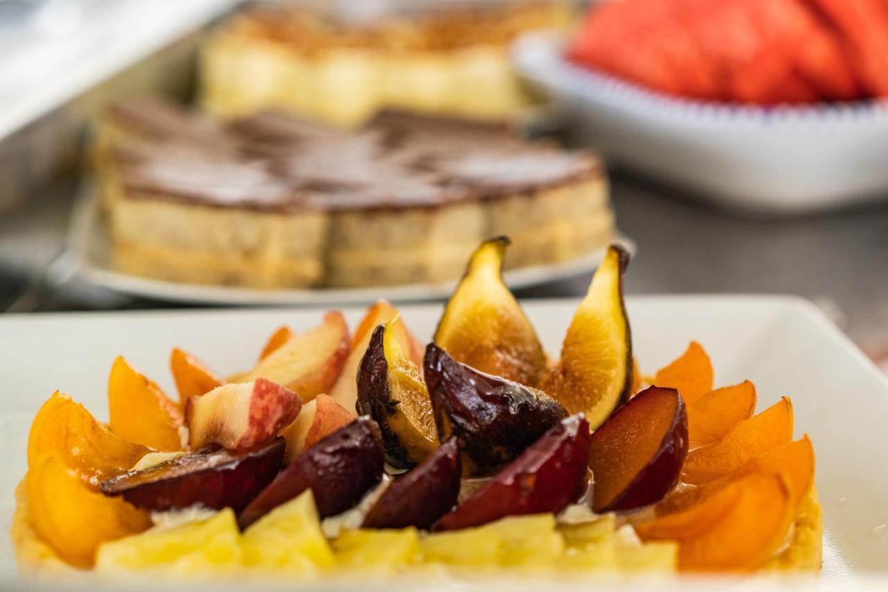 The Mirage Resort & Spa Hammamet Exterior foto Fruit tart